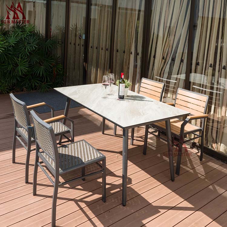 Disinn Modern ta 'Kwalità Għolja Aluminju Plastic Injam President Metal Frame Outdoor Patio Dining Pultruna 4-Piece Garden Table Kummerċjali Għamara Set (2)